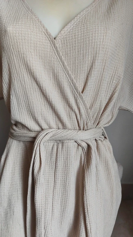 Beige vloeiende zomer jumpsuit met wijde pasvorm / relaxte lichte en luchtige T38/ – photo 5